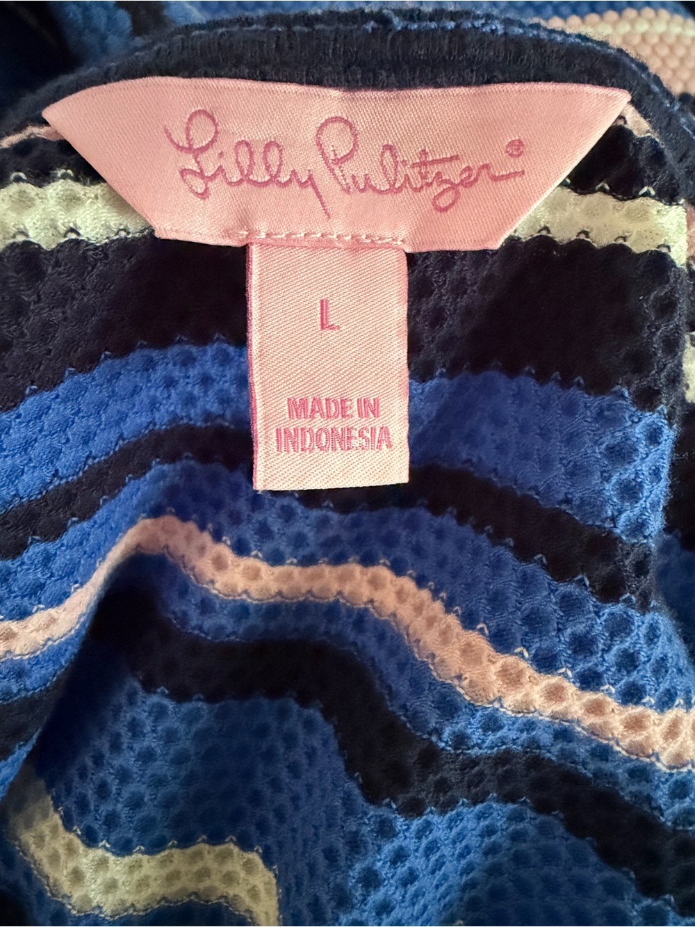 Lilly Pulitzer Bay Knit Shift Dress with Back Twist
PTP 22,  L 36 - Picture 4 of 6